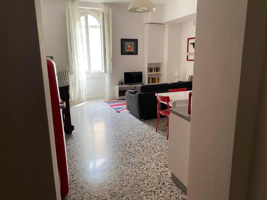 I Marici Apartment Pavia Luaran gambar