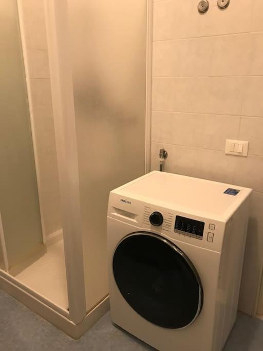 I Marici Apartment Pavia Luaran gambar